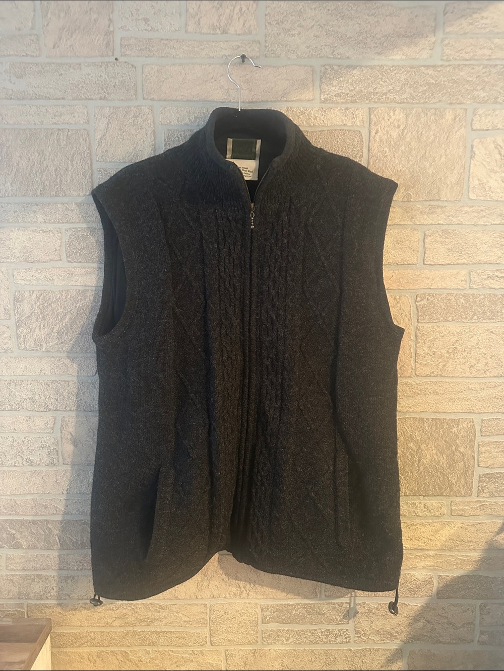 Aran Woollen Mills Jumper Mens L gray  Cable Wool Sweater Vest Cardigan Lined
